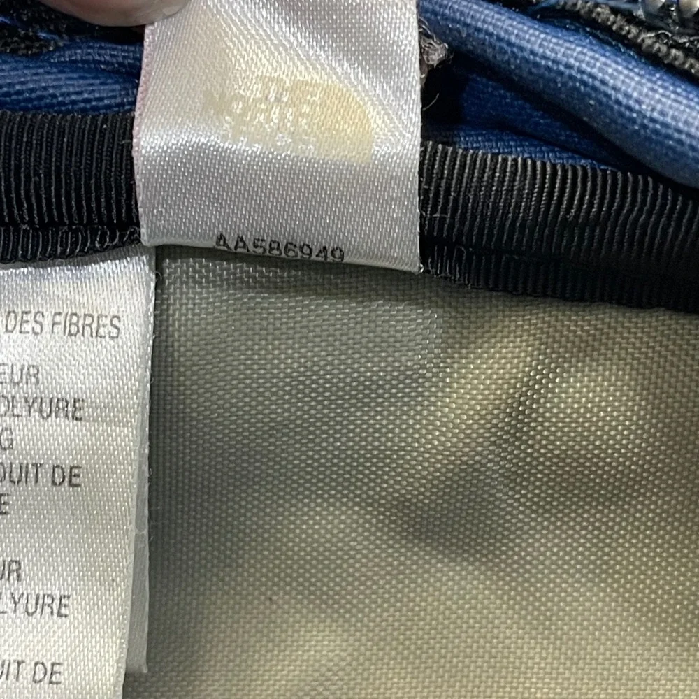 The North Face Hot Shot‎ AMC5417-0S 061 PNA Blue 30L Hiking Backpack Daypack